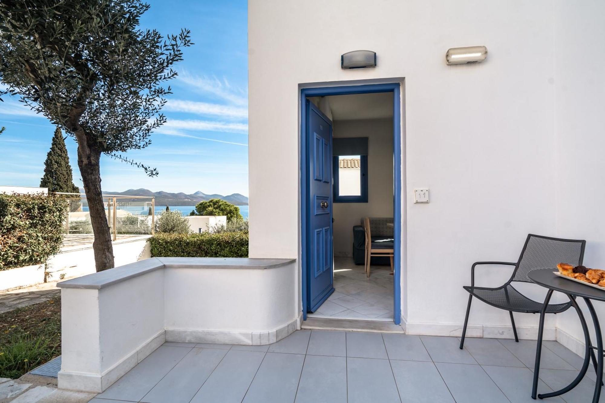 Porto Galini Seaside Resort & Spa นิเกียนา ภายนอก รูปภาพ A typical room at the hotel