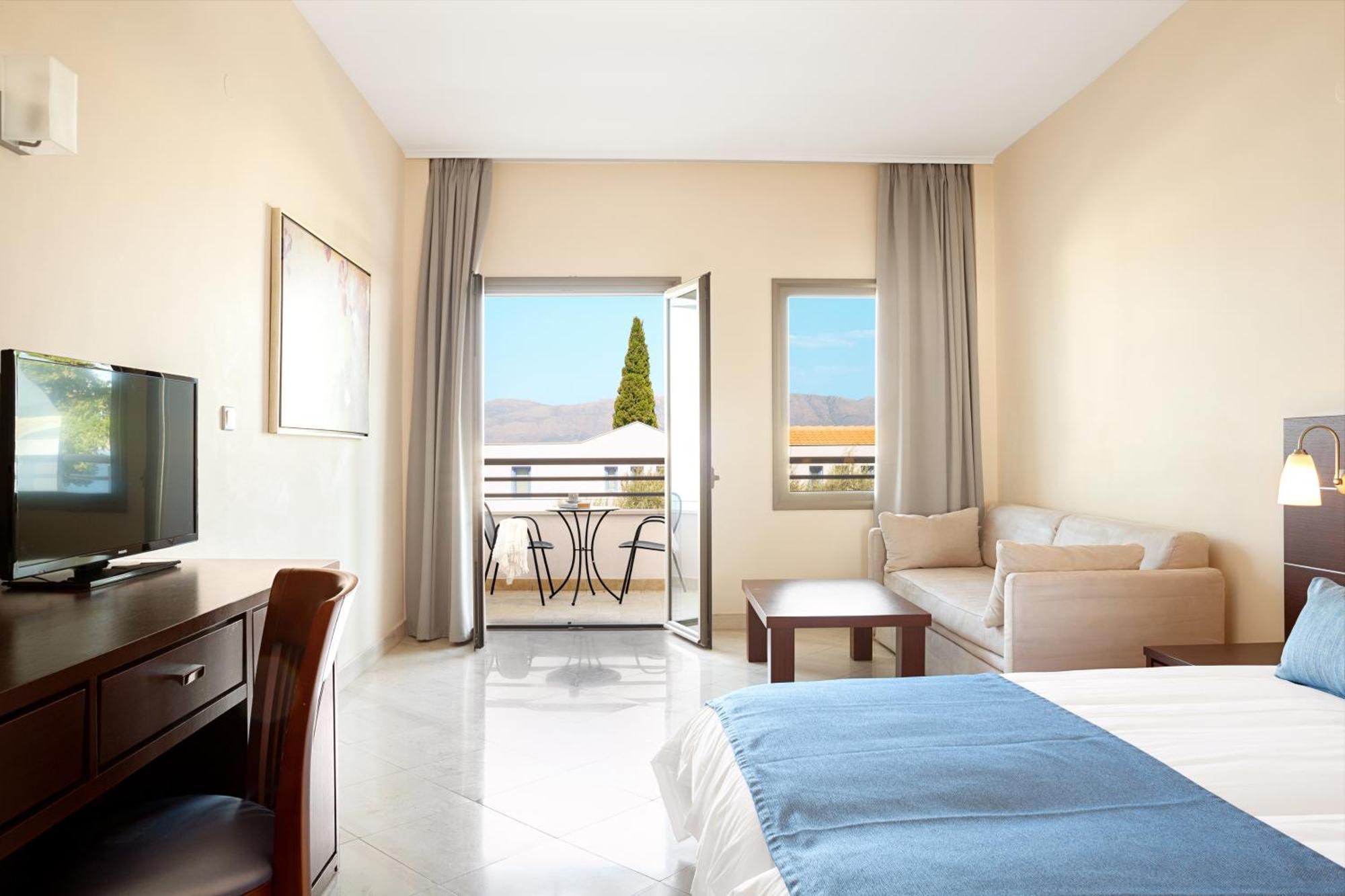 Porto Galini Seaside Resort & Spa นิเกียนา ภายนอก รูปภาพ A typical room at the hotel